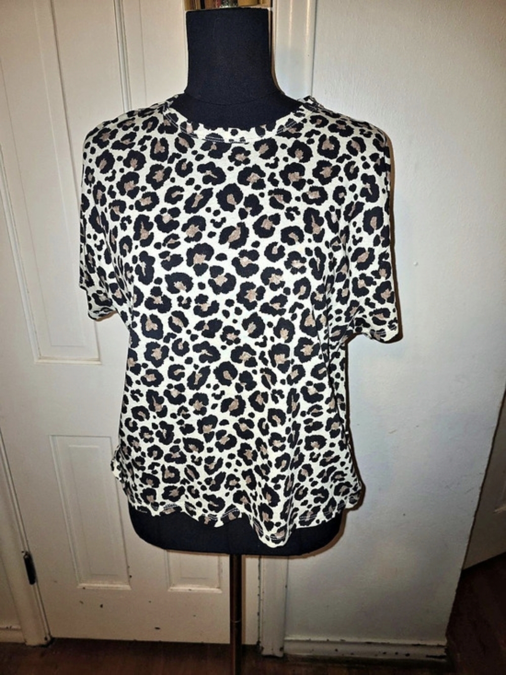 ZARA Leopard Print Short Sleeve Top Size Small